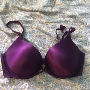 Victoria’s Secret bombshell bra